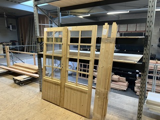 Vuren dubbel deurkozijn, excl. hang en sluitwerk Hillhout